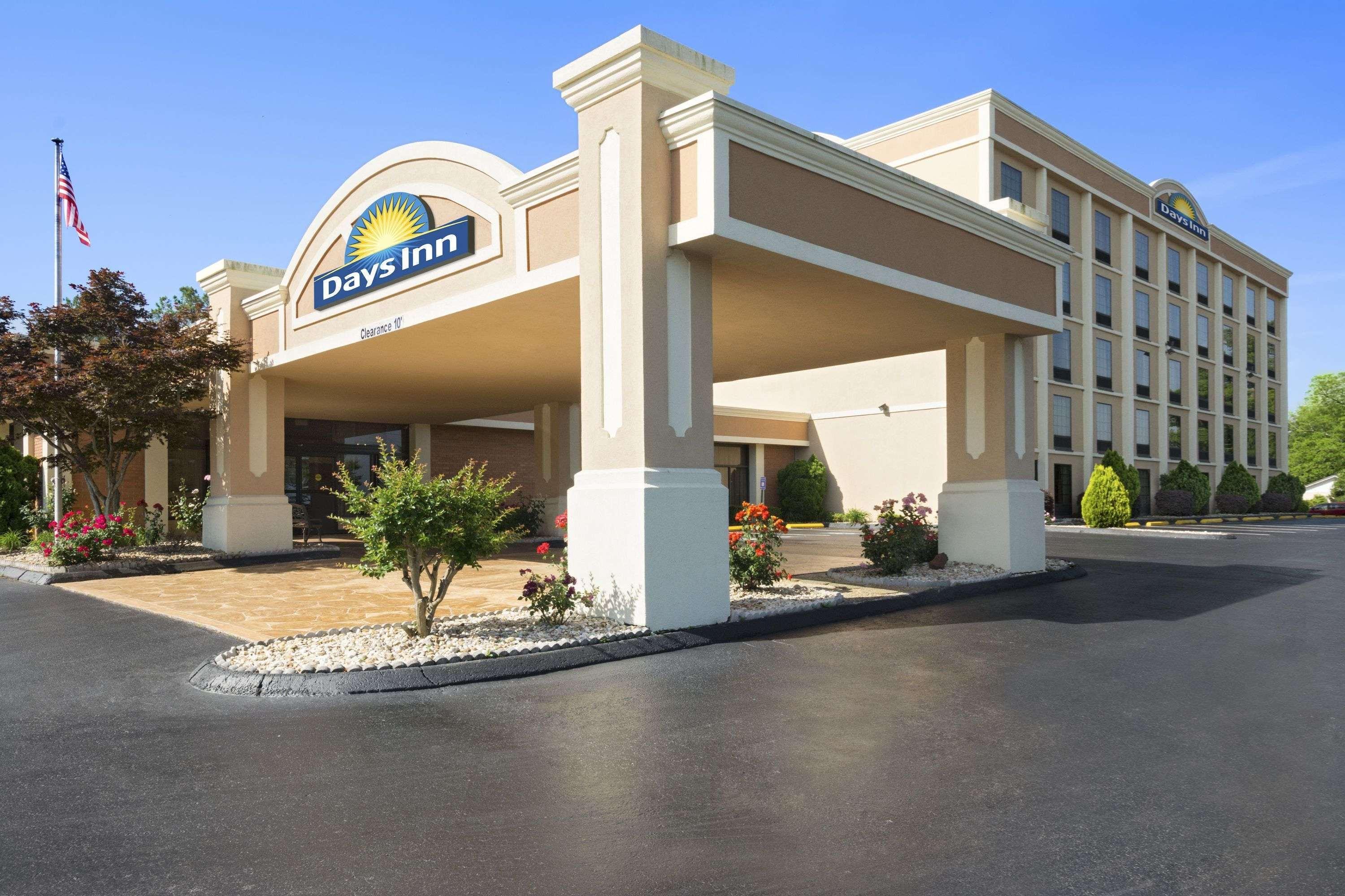 Days Inn By Wyndham Rome Downtown Exterior foto
